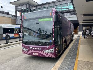 Clarks 73 at Upper Mt Gravatt Station doing a 555.