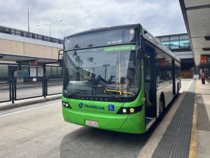 Clarks 143 at Upper Mt Gravatt doing a 555 service.