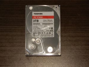 Top lid of a Toshiba HDWD130 hard drive.