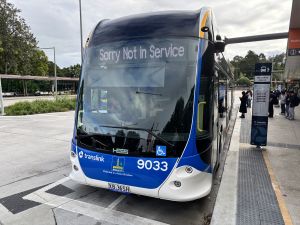 Brisbane Metro 9033 at UQ Lakes station charging.