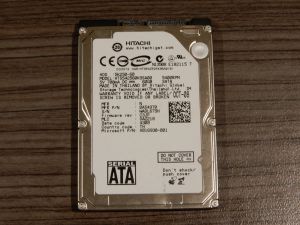 Top lid of a Hitachi HTS542560K9SA00.